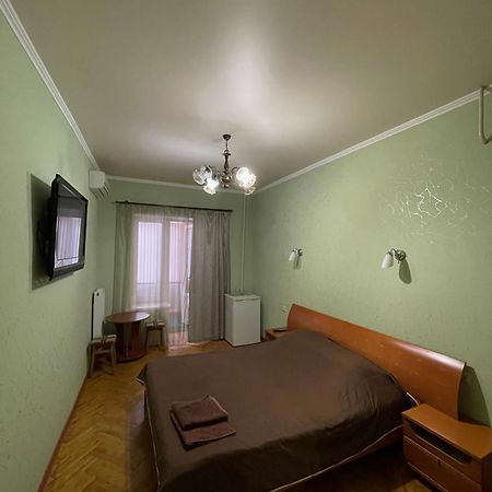 Затишні Номери В Самому Центрі Одеси Odessa Luaran gambar