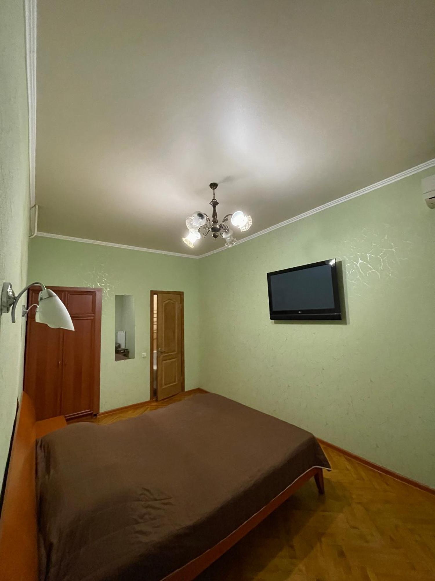 Затишні Номери В Самому Центрі Одеси Odessa Luaran gambar