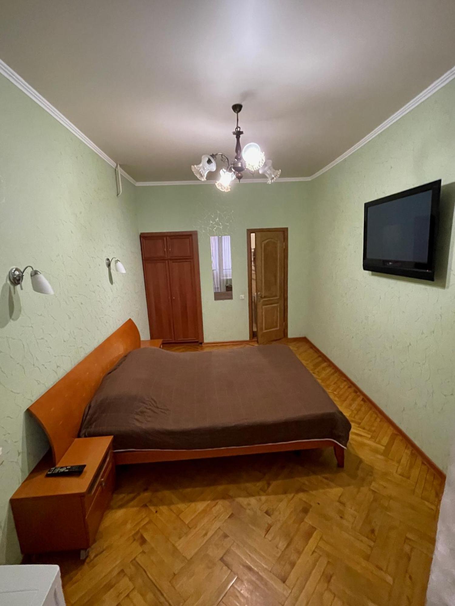 Затишні Номери В Самому Центрі Одеси Odessa Luaran gambar