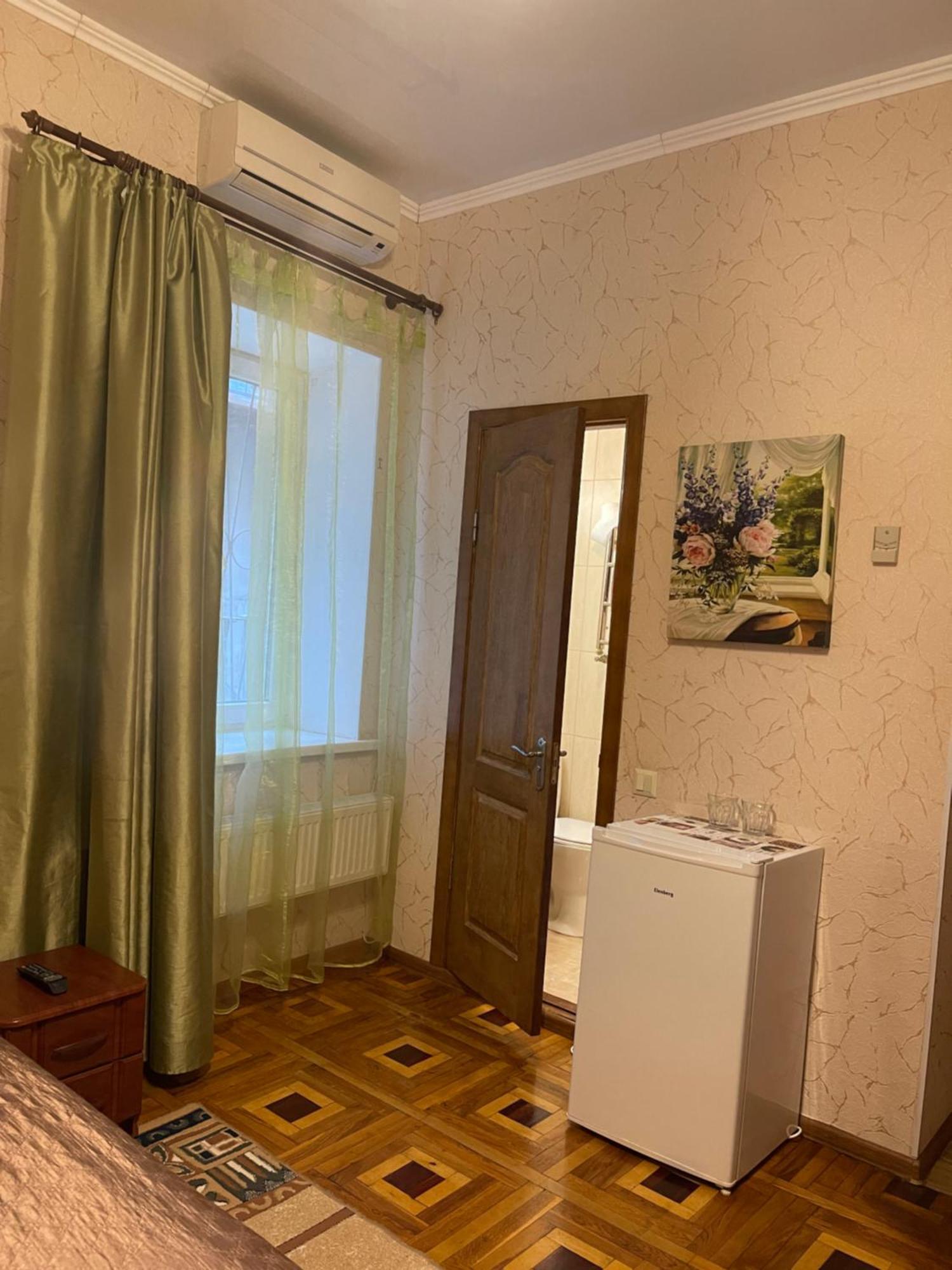 Затишні Номери В Самому Центрі Одеси Odessa Luaran gambar